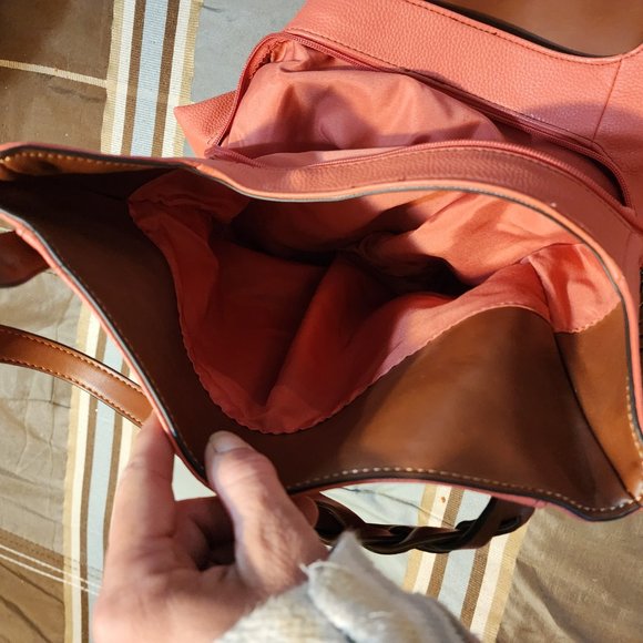 Purse - Picture 2 of 4